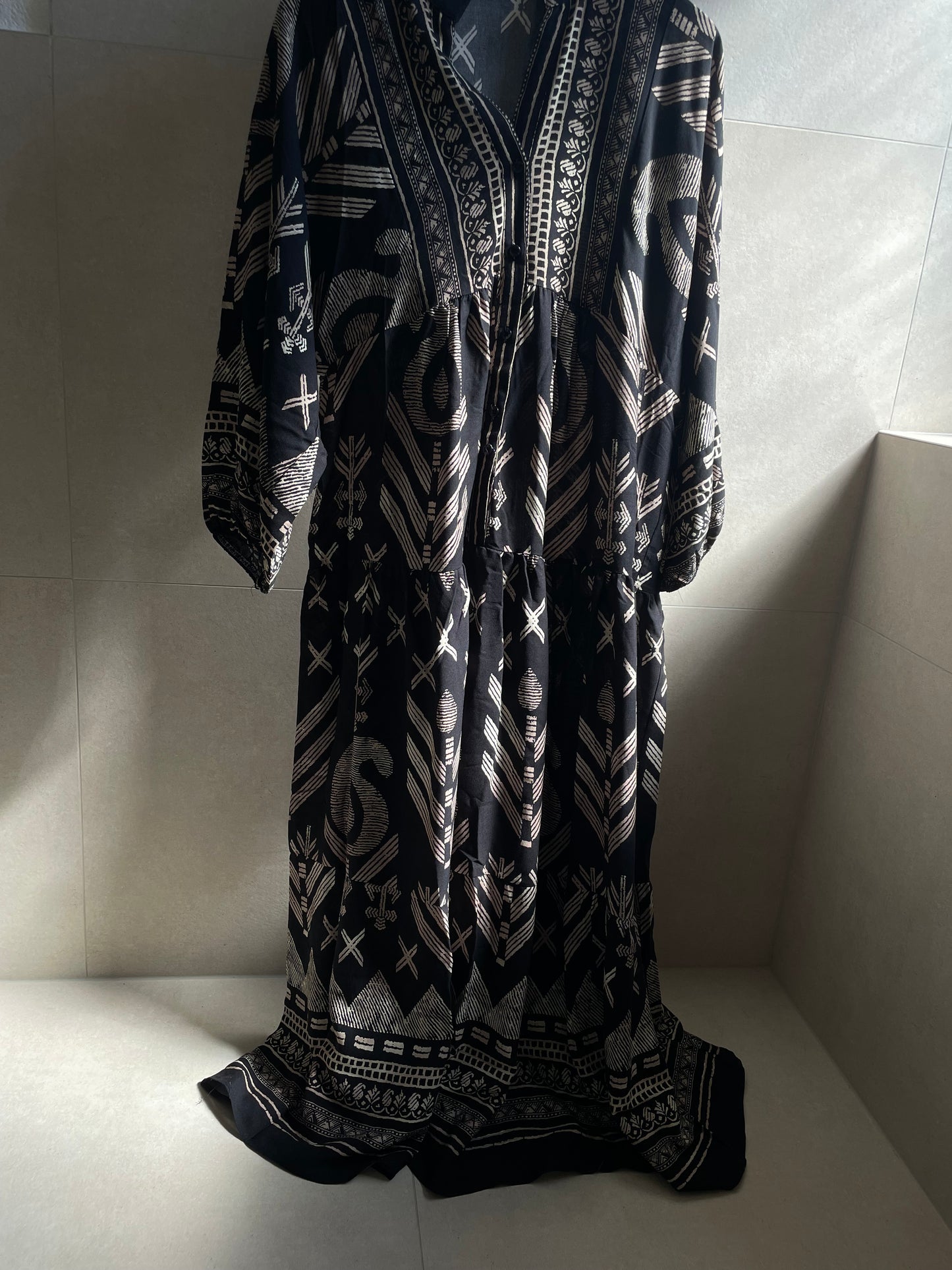 Maxikleid Tubina Schwarz
